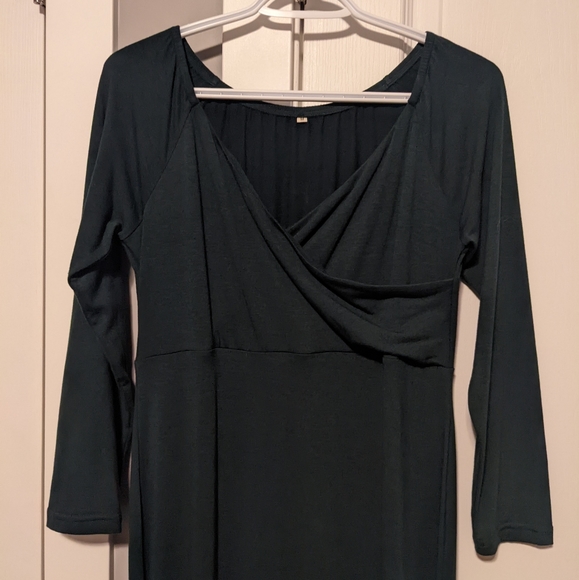 Green Maternity Dress - Picture 3 of 4